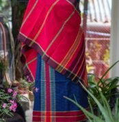 Red and Navy Blue - Tontuj pinon hadi